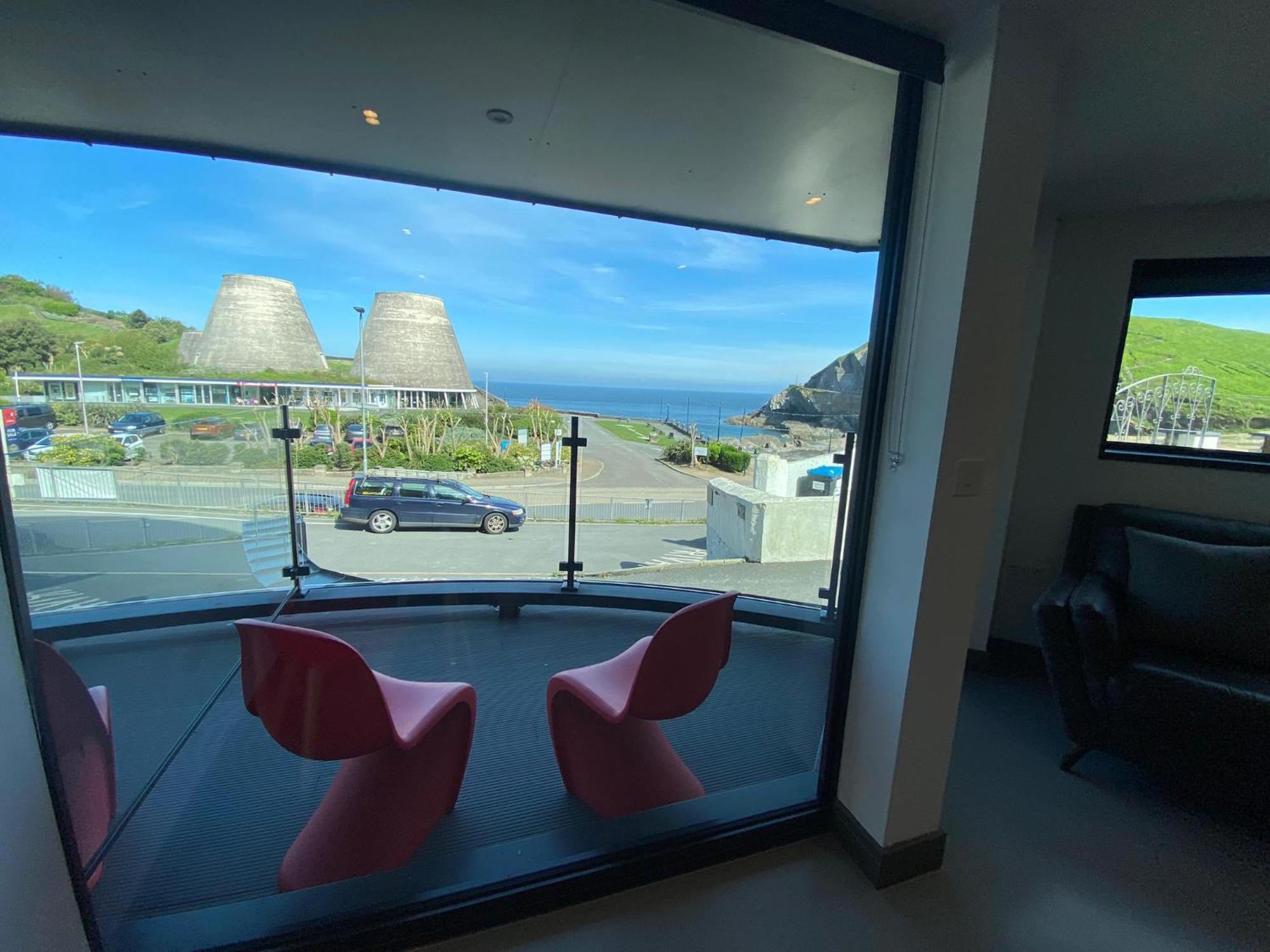 2 The View Apartments Ilfracombe - Seafront, Parking, Lift, Ev Exterior foto