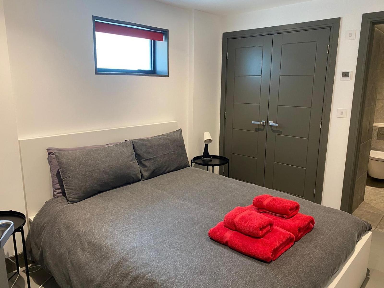 2 The View Apartments Ilfracombe - Seafront, Parking, Lift, Ev Exterior foto